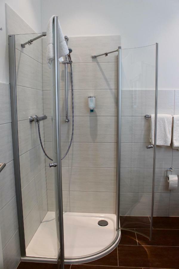 Hotel Seegarten Gmbh *